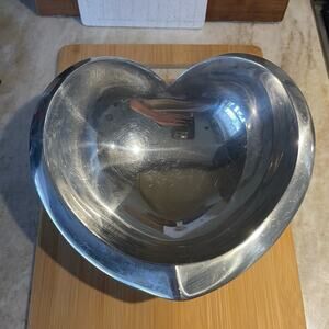 Nambe’ 546 Love Bowl Heart shaped 2005 8”